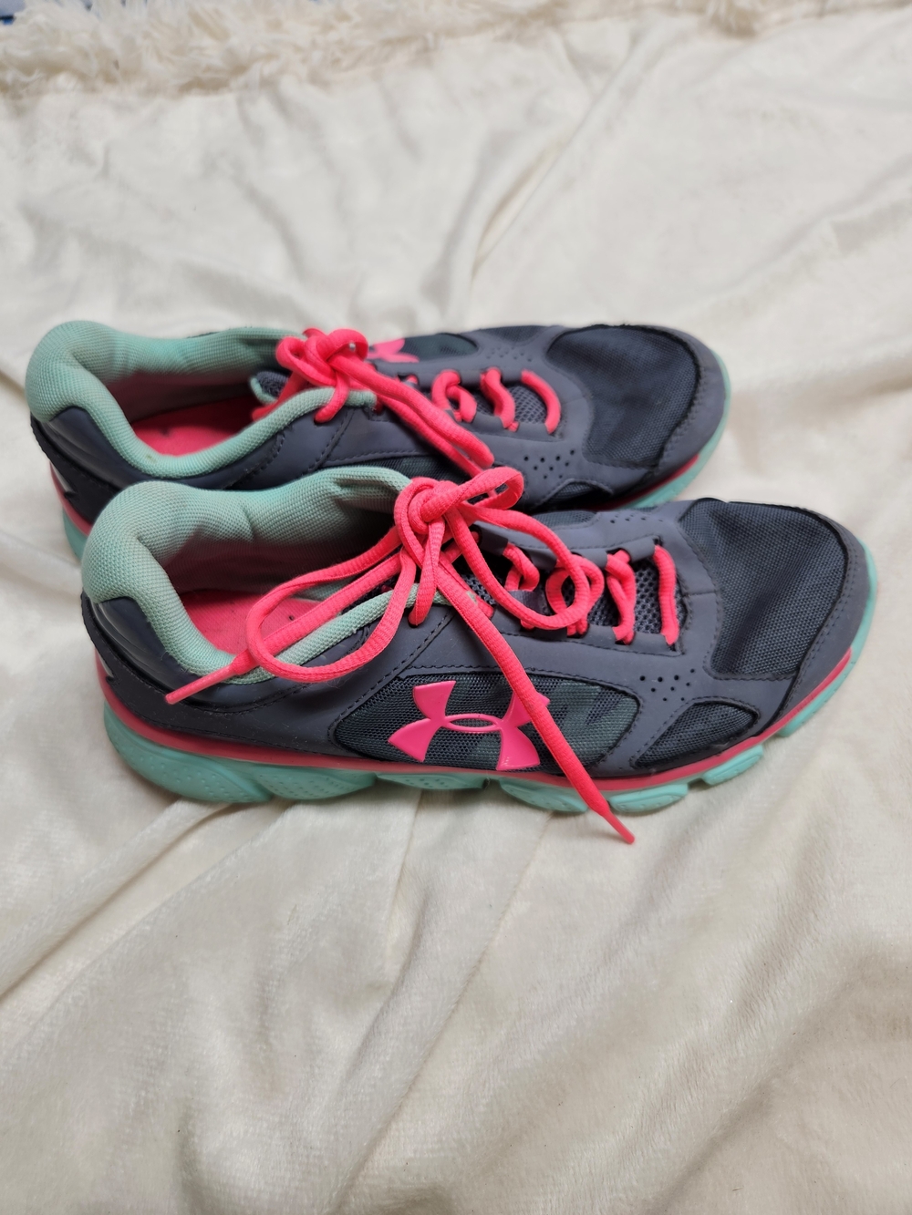 Under Armour Gray And MINT Sneakers with Pink Laces and Mint Accents